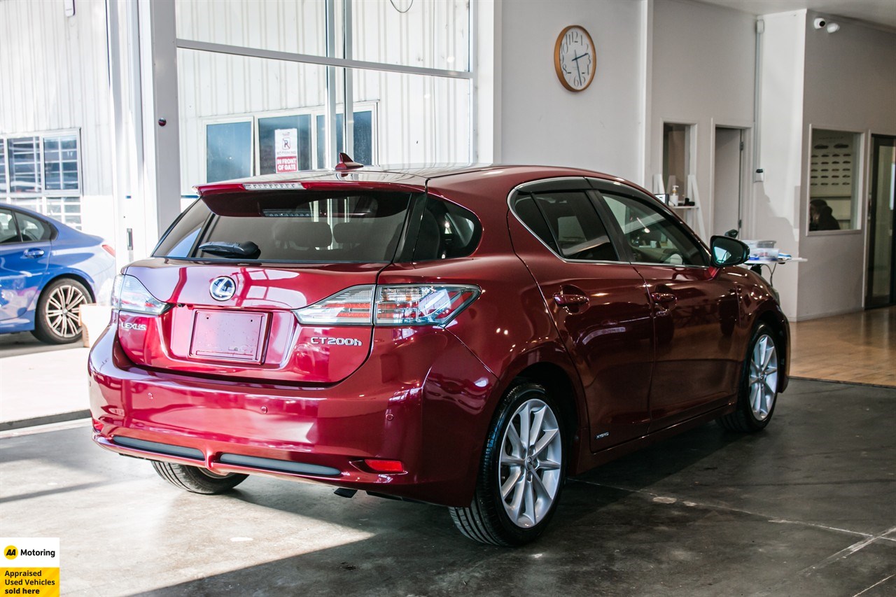2013 Lexus CT 200h