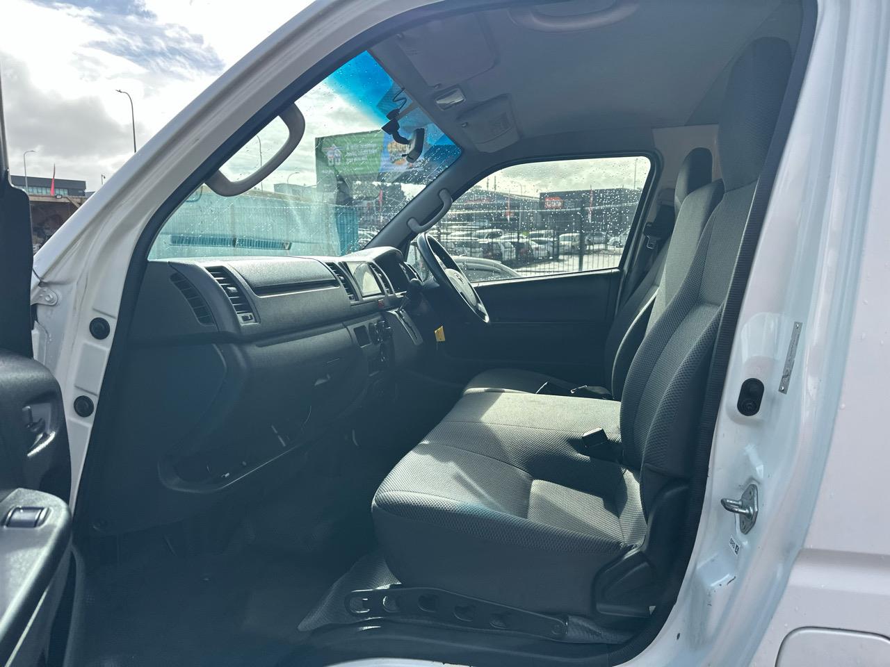 2014 Toyota Hiace