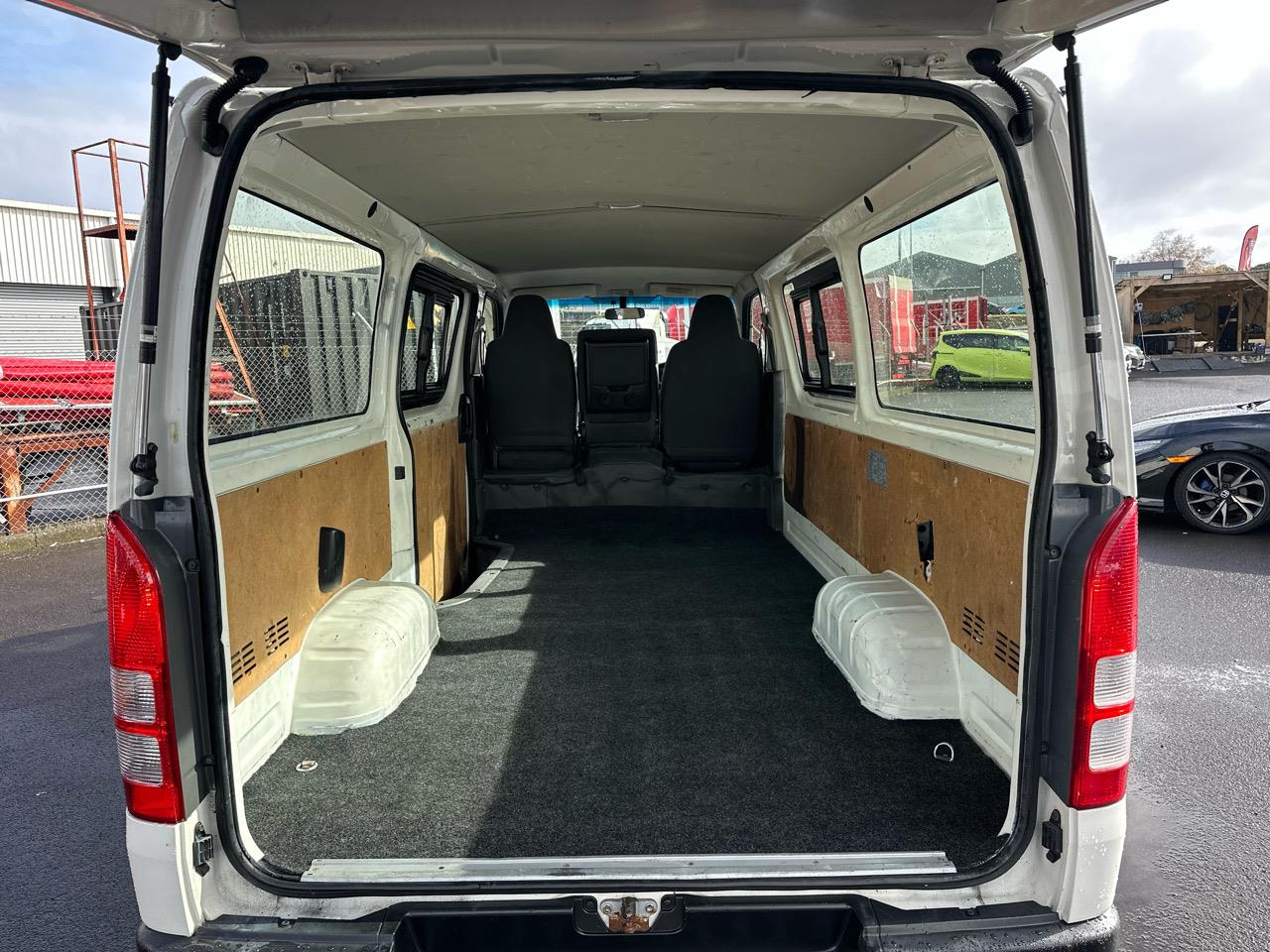 2014 Toyota Hiace