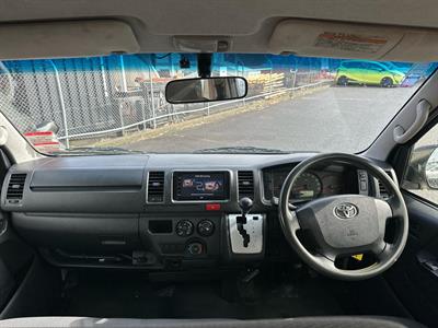 2014 Toyota Hiace - Thumbnail
