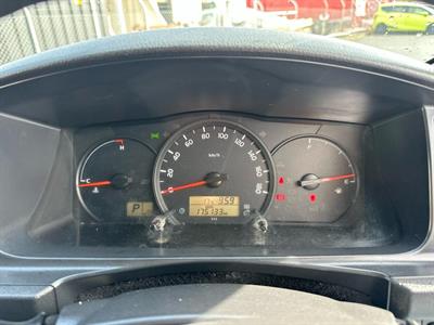 2014 Toyota Hiace - Thumbnail