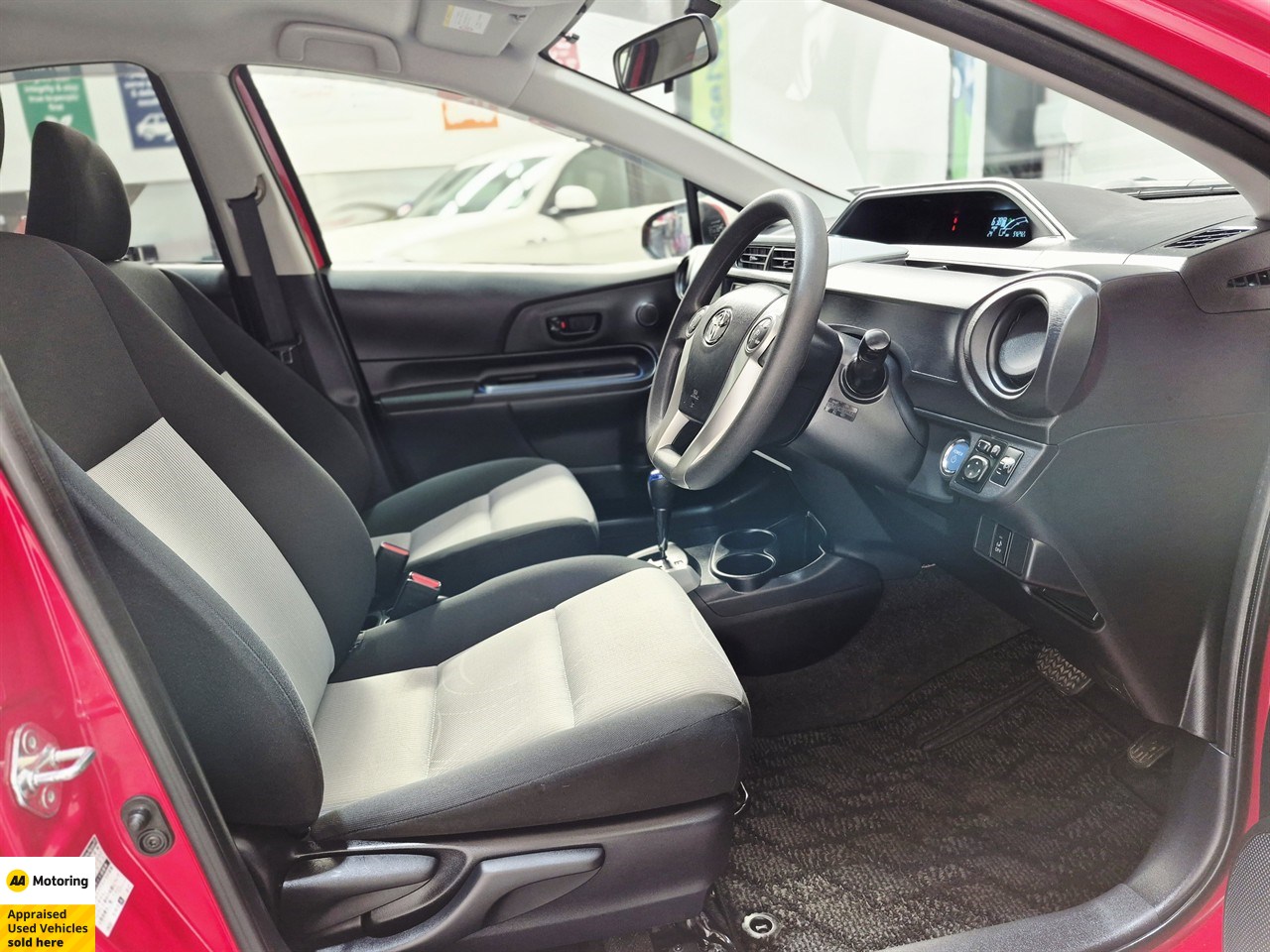 2014 Toyota Aqua