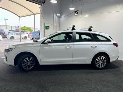 2019 Hyundai i30 - Thumbnail