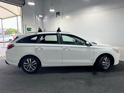 2019 Hyundai i30 - Thumbnail