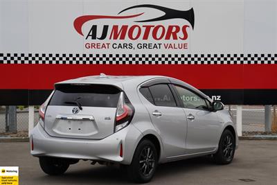 2020 Toyota Aqua - Thumbnail