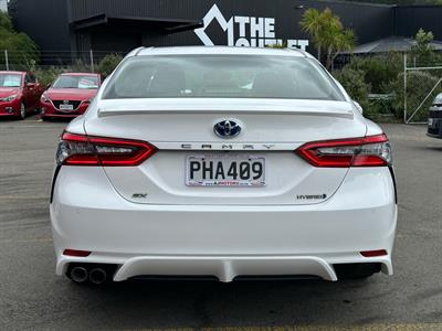 2022 Toyota Camry - Thumbnail