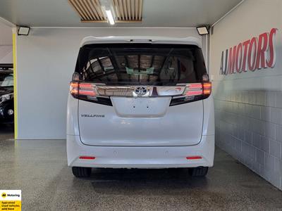 2015 Toyota Vellfire - Thumbnail
