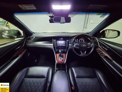 2014 Toyota Harrier - Thumbnail