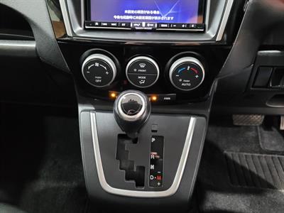 2016 Mazda Premacy - Thumbnail