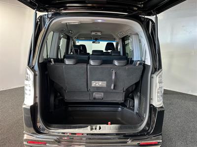 2012 Honda STEPWAGON - Thumbnail
