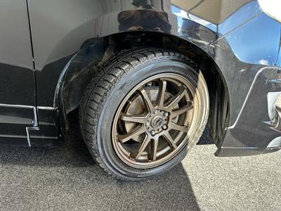 2012 Honda STEPWAGON - Thumbnail