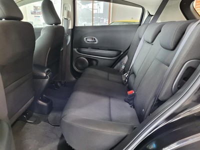 2017 Honda Vezel - Thumbnail