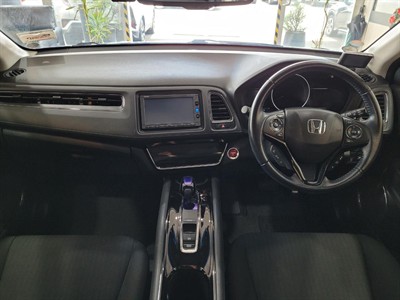 2017 Honda Vezel - Thumbnail