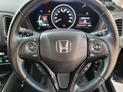 2017 Honda Vezel - Thumbnail