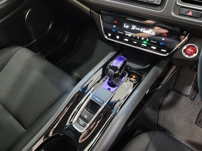 2017 Honda Vezel - Thumbnail