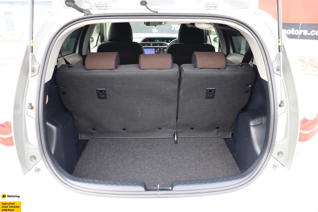 2013 Toyota Aqua