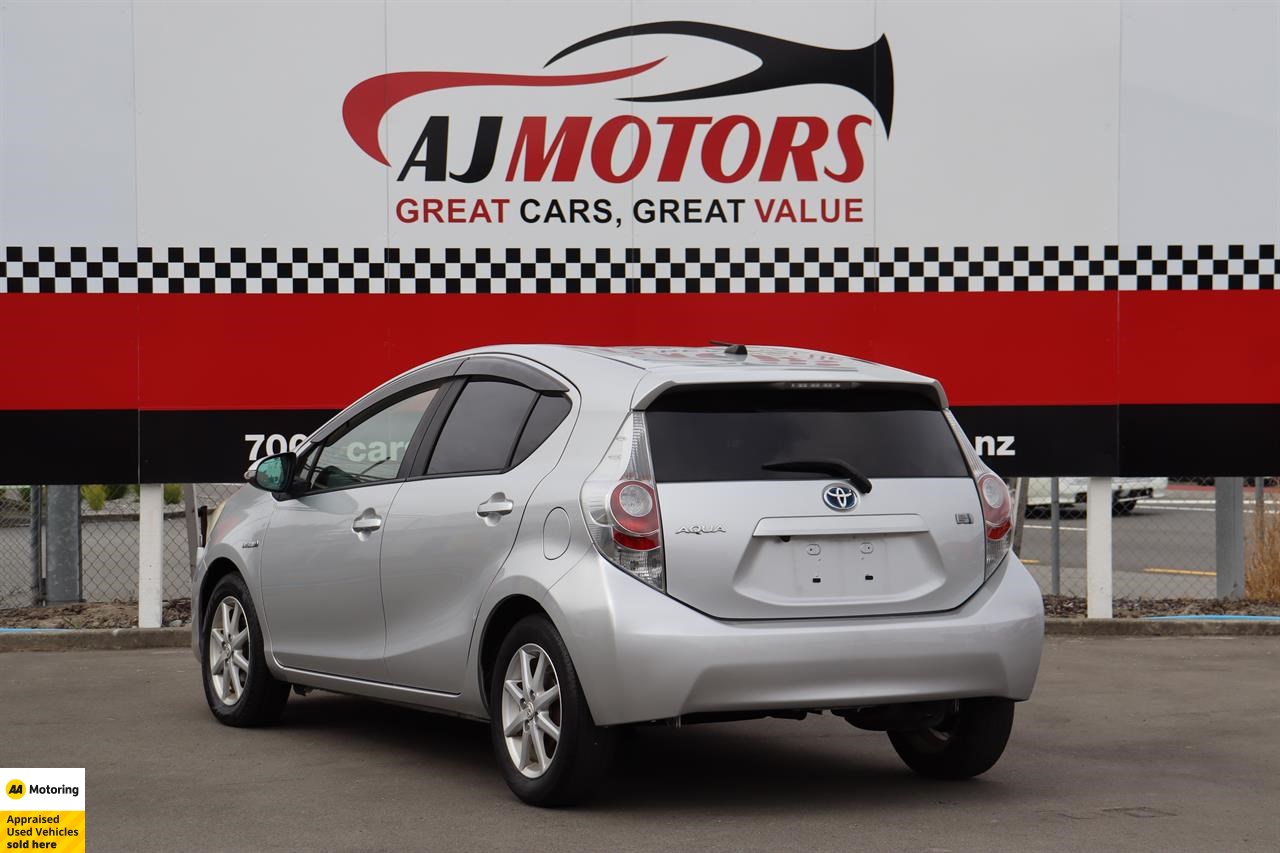 2013 Toyota Aqua
