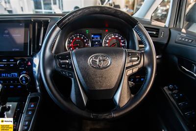 2023 Toyota Alphard - Thumbnail
