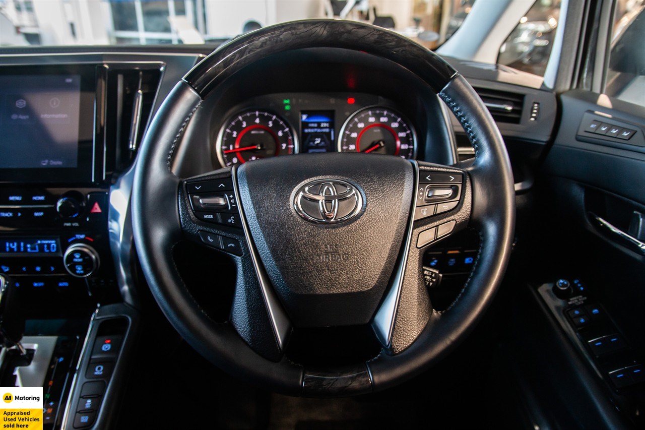 2023 Toyota Alphard
