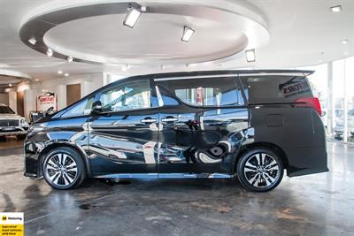2023 Toyota Alphard - Thumbnail