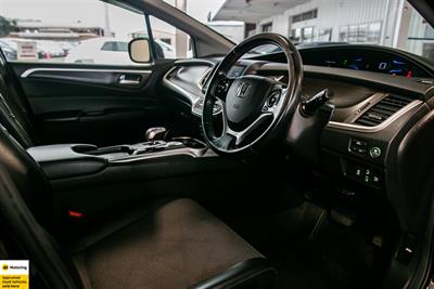 2015 Honda Jade - Thumbnail