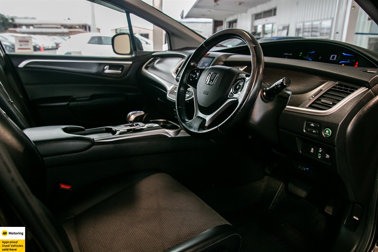 2015 Honda Jade