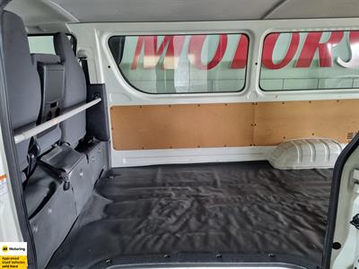 2020 Toyota Hiace - Thumbnail