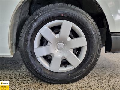 2020 Toyota Hiace - Thumbnail