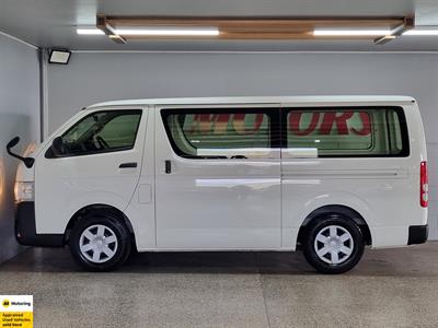 2020 Toyota Hiace - Thumbnail