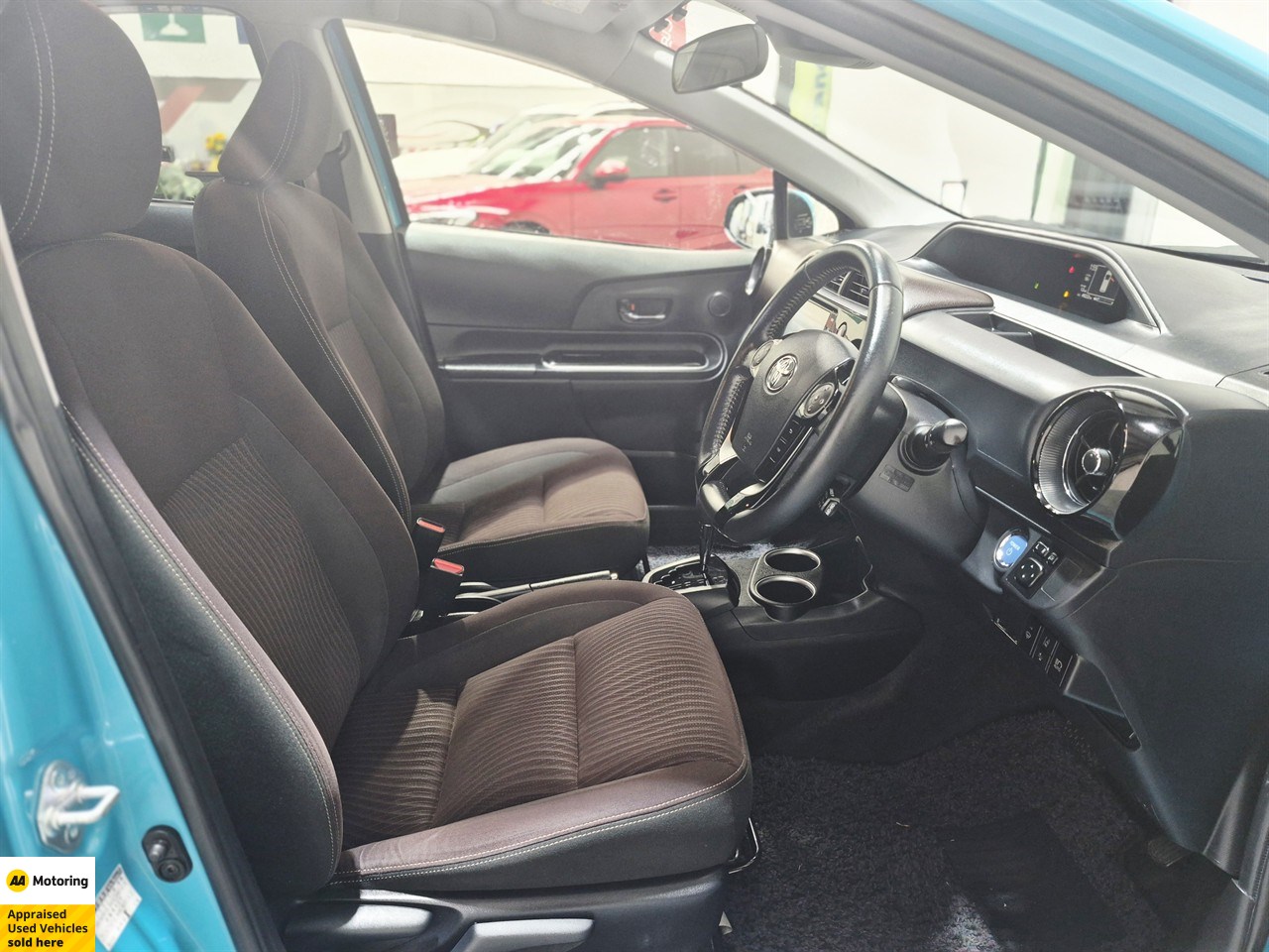 2017 Toyota Aqua
