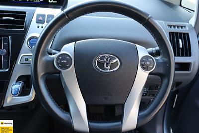 2012 Toyota Prius - Thumbnail