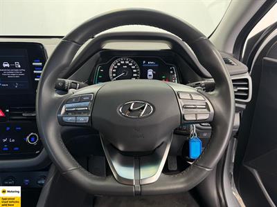 2022 Hyundai IONIQ - Thumbnail