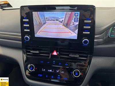 2022 Hyundai IONIQ - Thumbnail