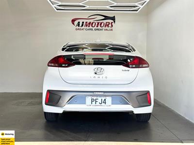 2022 Hyundai IONIQ - Thumbnail