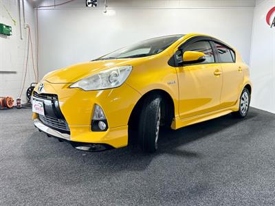 2013 Toyota Aqua - Thumbnail
