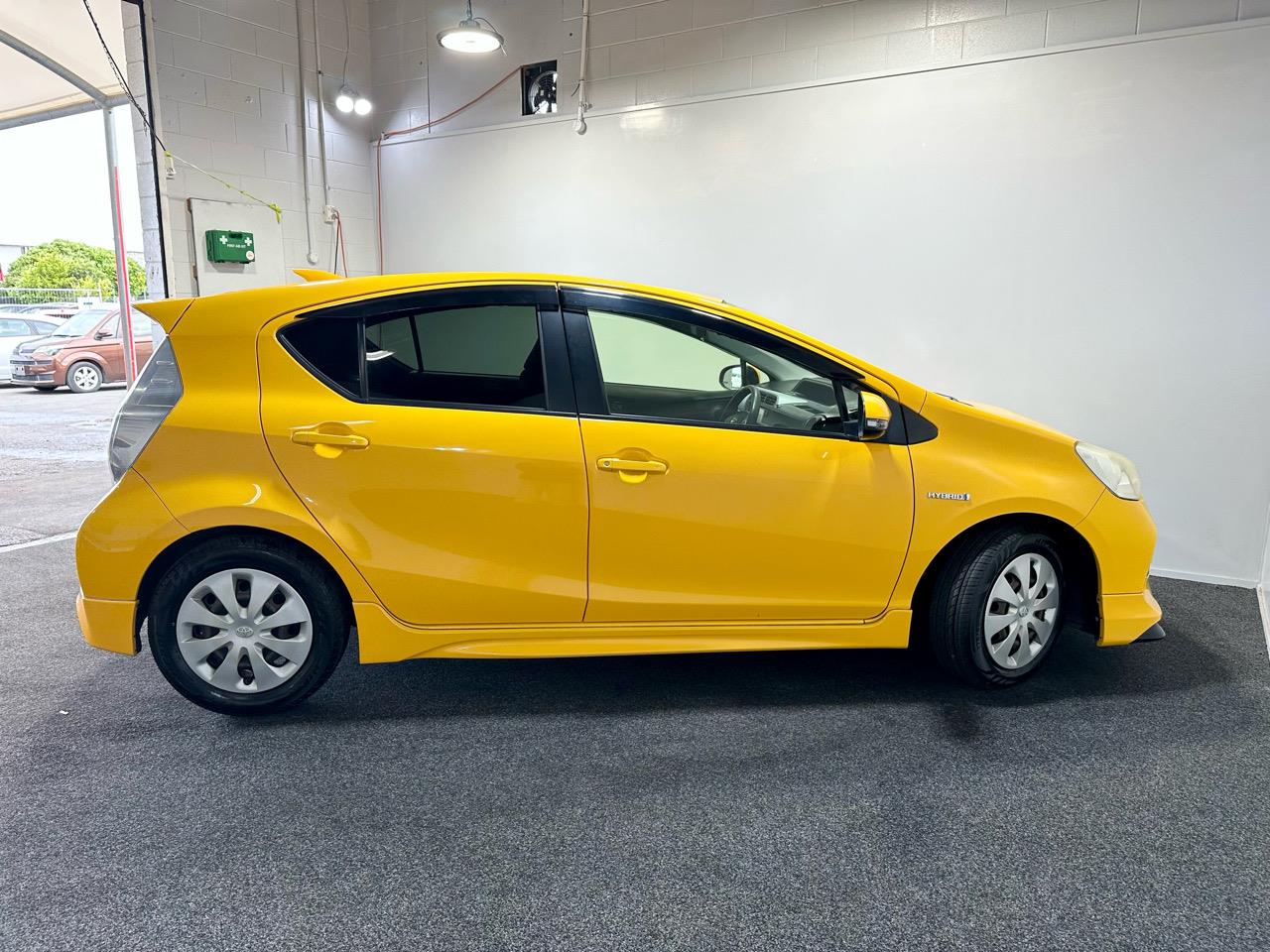 2013 Toyota Aqua