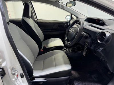 2020 Toyota Aqua - Thumbnail