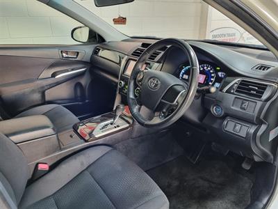 2013 Toyota Camry - Thumbnail