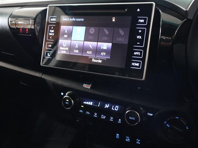 2017 Toyota Hilux - Thumbnail