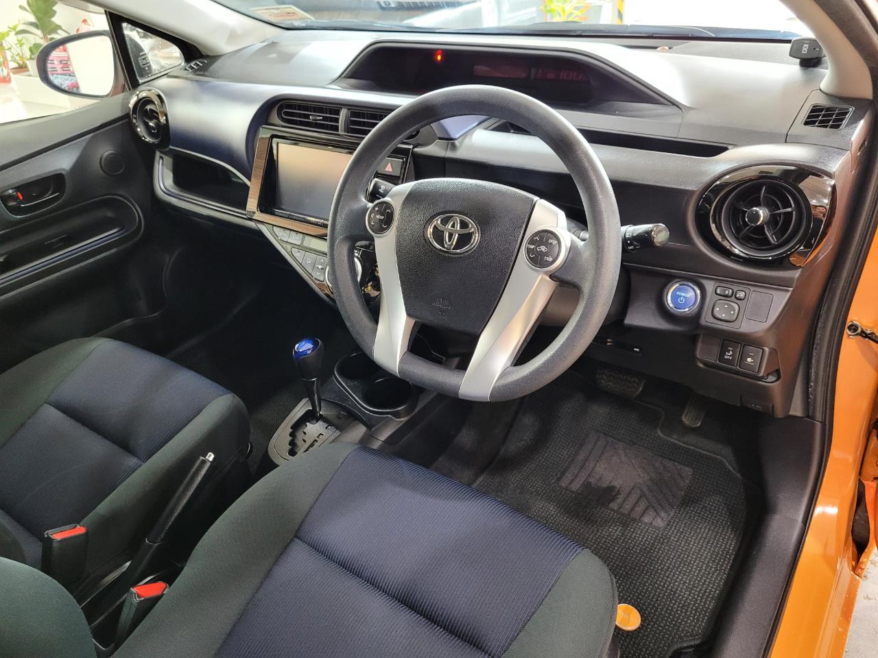 2015 Toyota Aqua