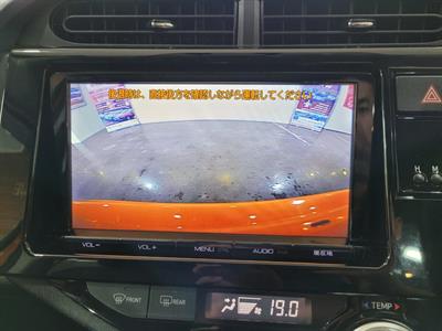 2015 Toyota Aqua - Thumbnail