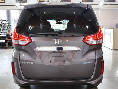 2016 Honda Freed - Thumbnail