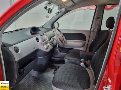 2006 Toyota Sienta - Thumbnail