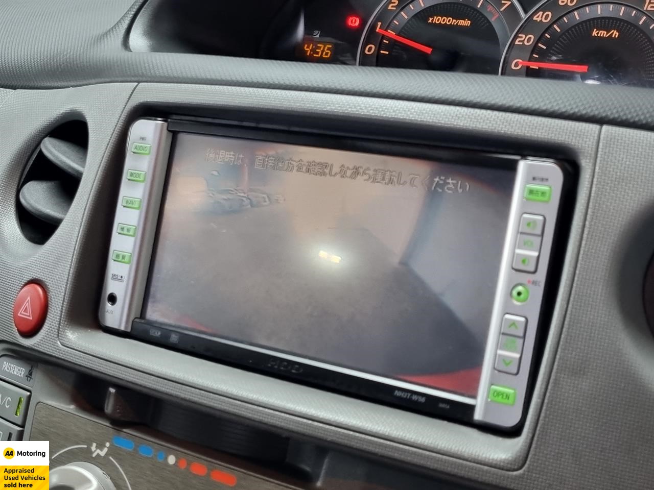 2006 Toyota Sienta