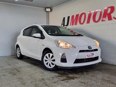 2013 Toyota Aqua - Thumbnail