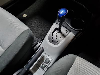 2013 Toyota Aqua - Thumbnail