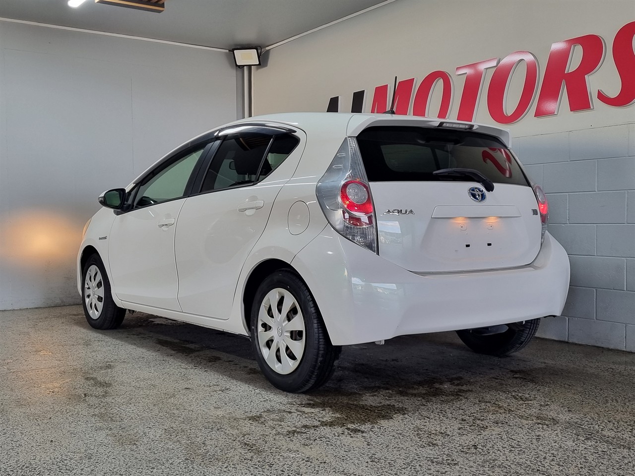 2013 Toyota Aqua