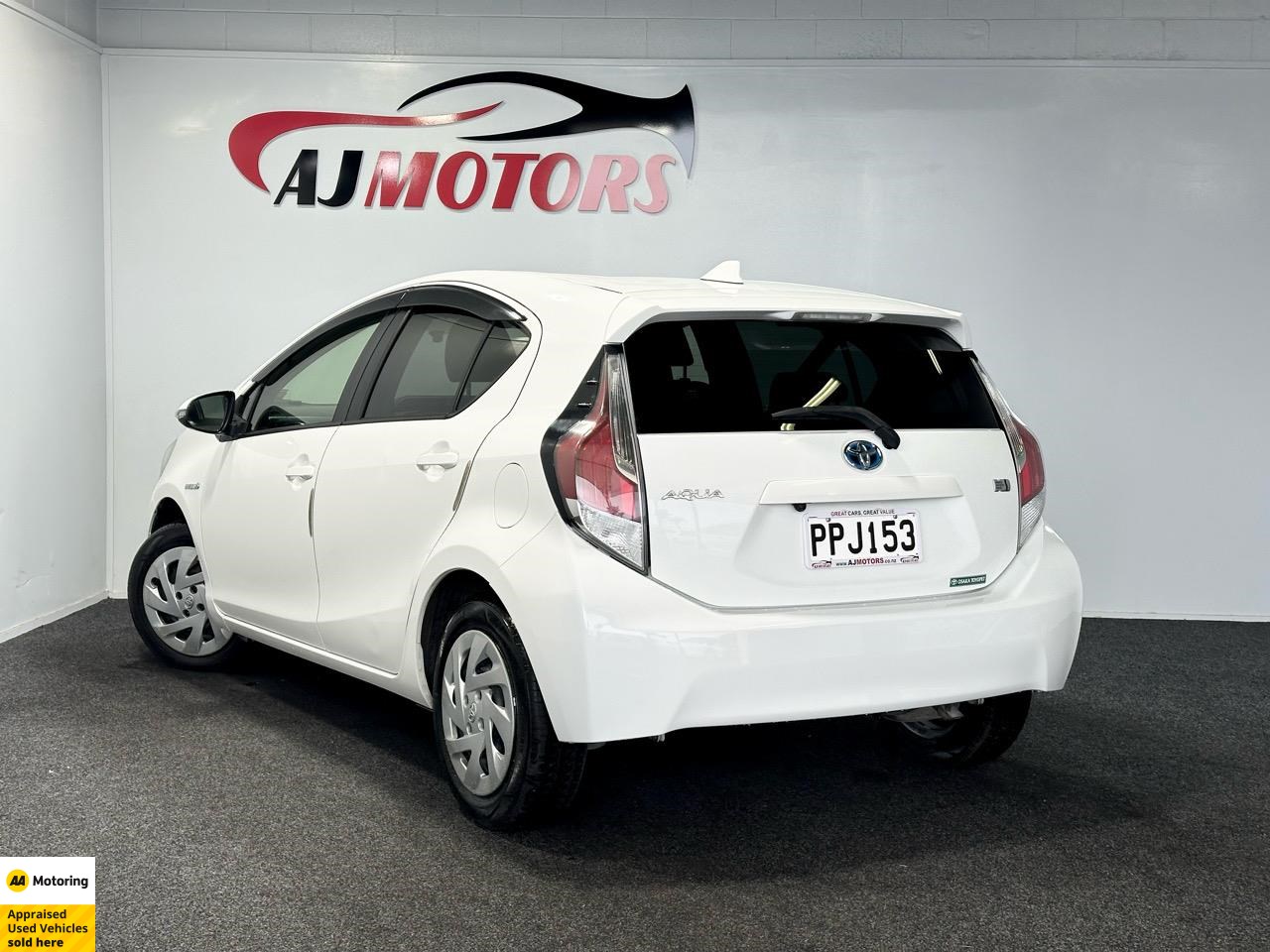 2017 Toyota Aqua