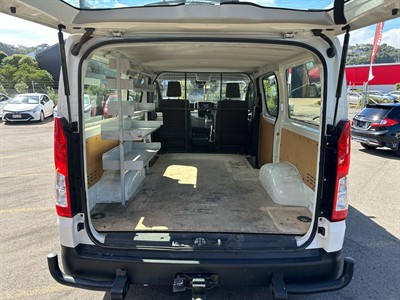 2019 Toyota Hiace - Thumbnail