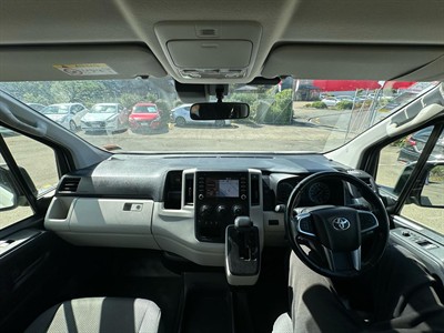 2019 Toyota Hiace - Thumbnail